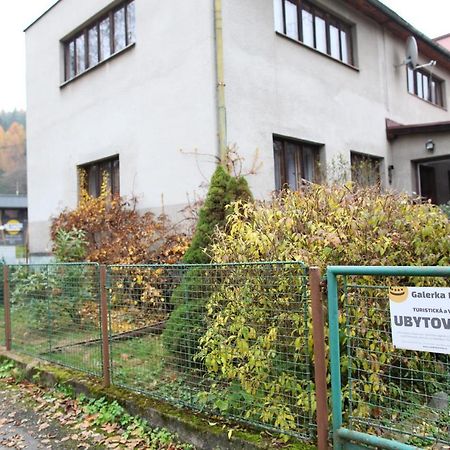 Galerka Lisny Hotel Kültér fotó