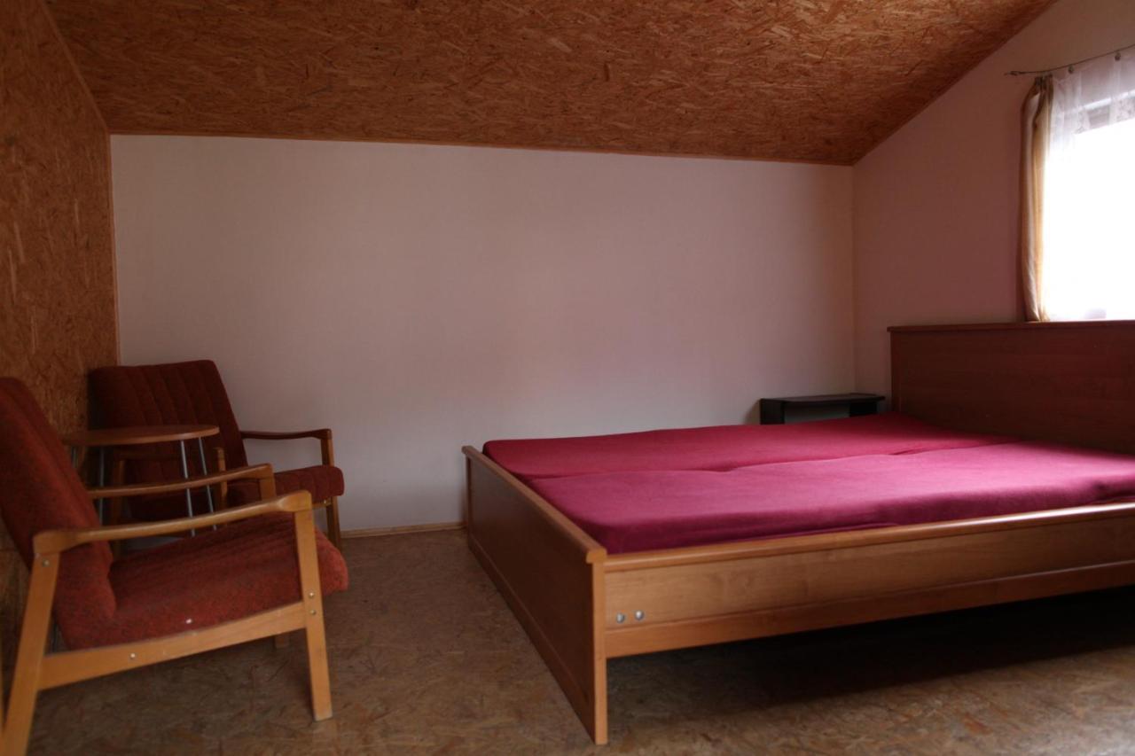 Galerka Lisny Hotel Kültér fotó